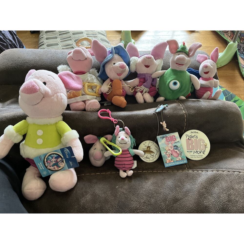Piglet Lot, Plush, Buttons, Whinnie The Pooh, Disney